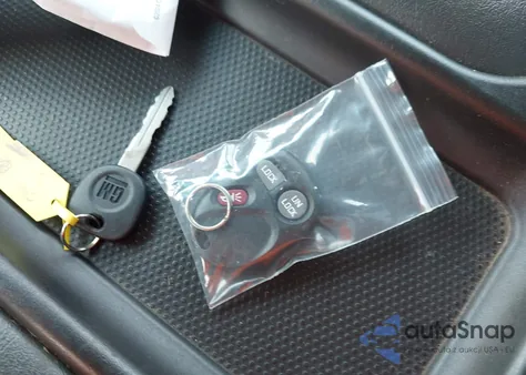 2002 Chevrolet Silverado 2500Hd Ls z USA, uszkodzony, nr VIN 1GCHK24UX2E109867